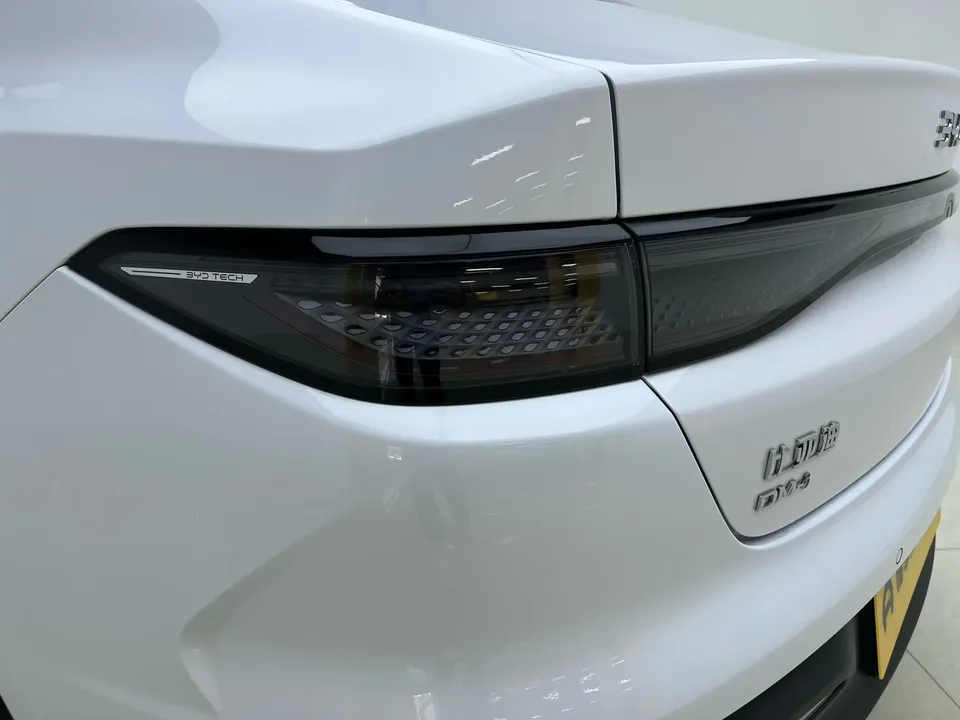 BYD Seal 05DM Seal 05DM 2025 DM-i 55KM Deluxe Smart Driving Edition 2025 — thumbnail 4