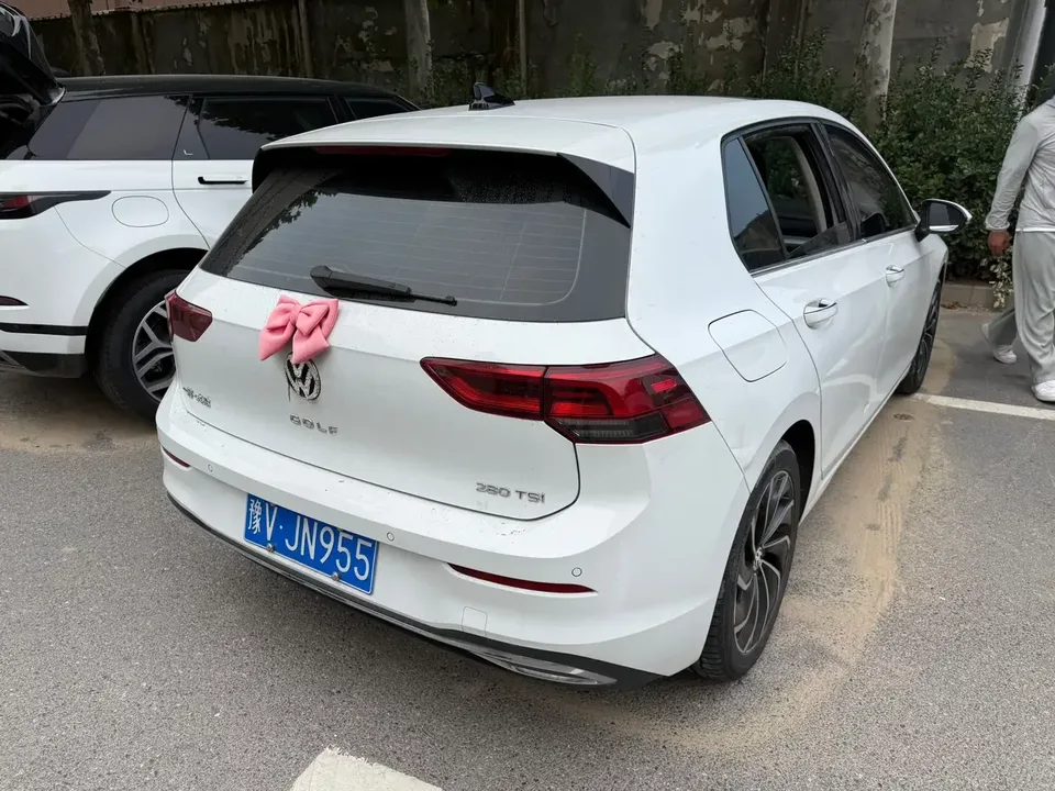 Volkswagen Golf golf 2023 280TSI DSG Pro 2022 — thumbnail 2