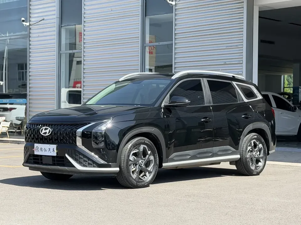 Hyundai ix35 Hyundai ix35 2023 Musa 2.0L Deluxe Edition DLX 2024 — photo 1, buy with delivery to Moscow