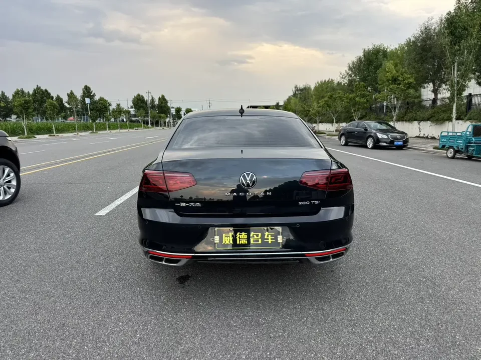 Volkswagen Magotan Magotan 2023 2 millionth anniversary edition 280TSI DSG leading model 2023 — thumbnail 2