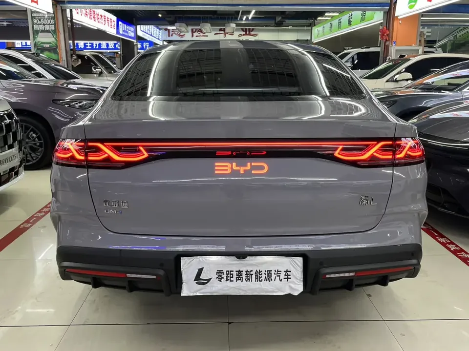 BYD Qin L DM Qin L DM 2026 DM-i 128KM Progressive 2026 — thumbnail 2