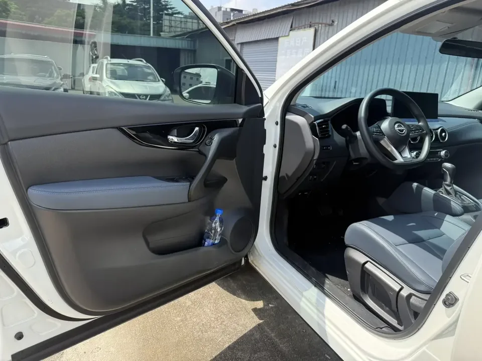 Nissan Qashqai Qashqai 2025 Honor 2.0L CVT XV True Heart Edition 2025 — thumbnail 4