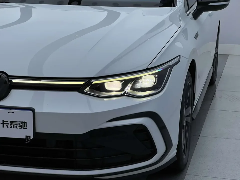 Volkswagen Golf golf 2021 280TSI DSG R-Line 2022 — thumbnail 2