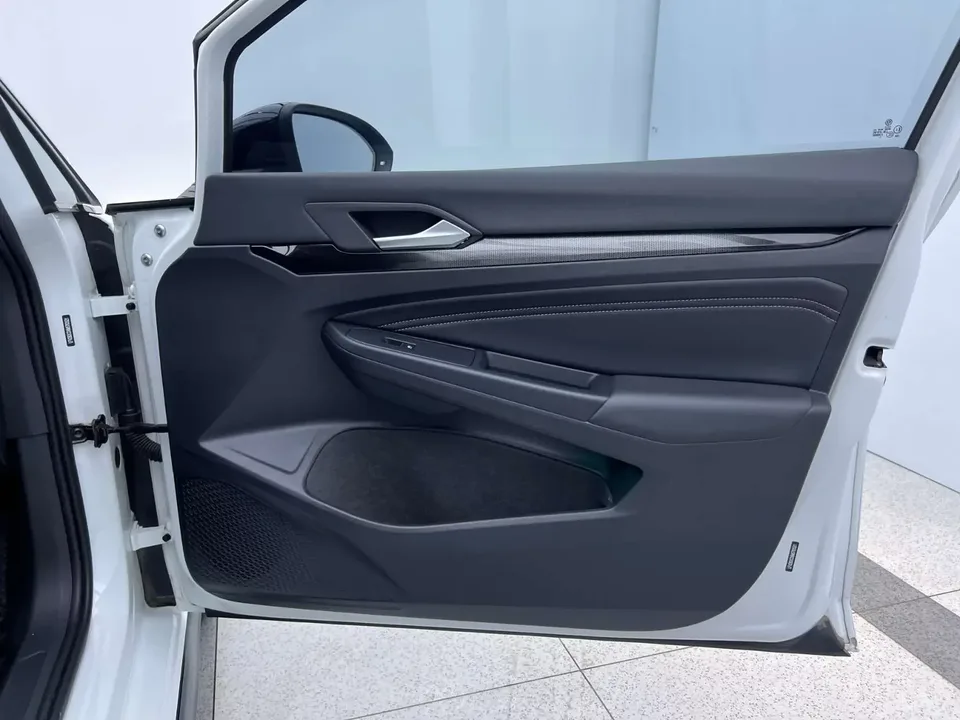 Volkswagen Golf golf 2021 280TSI DSG R-Line 2022 — thumbnail 3