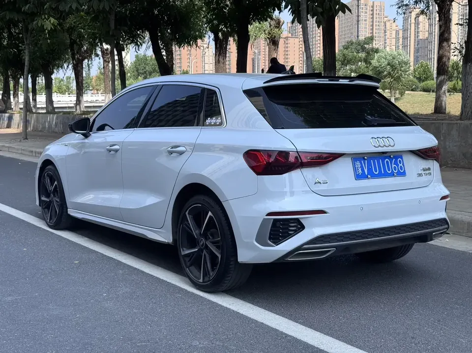 Audi A3 Audi A3 2022 Sportback 35 TFSI Stylish and Elegant 2022 — thumbnail 4