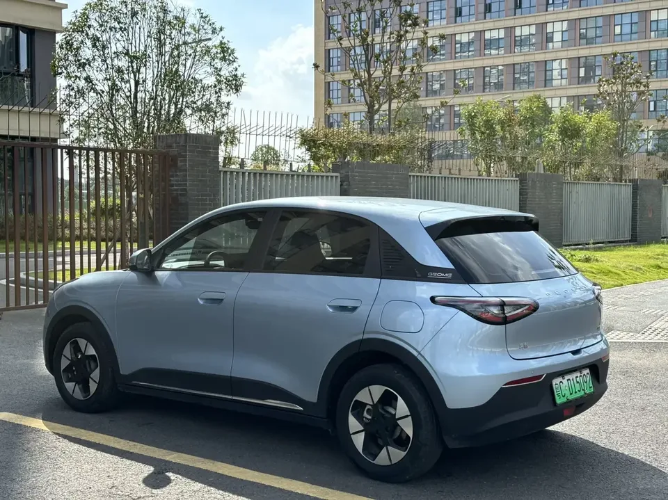 Geely Star Wish Star Wish 2026 UP 410km Explorer Edition 2025 — thumbnail 2