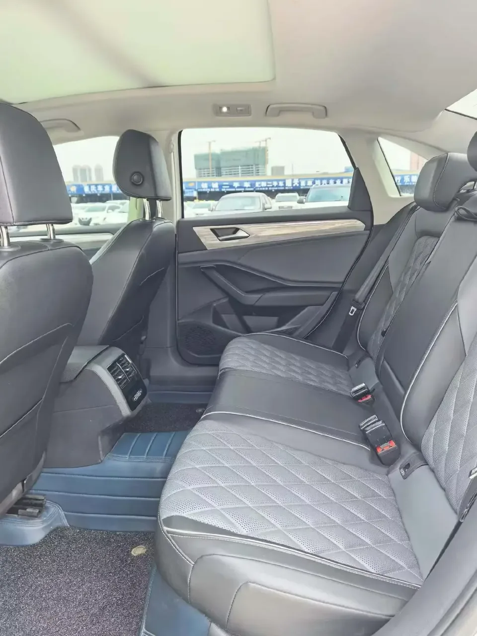 Volkswagen Sagitar Sagitar 2023 300TSI DSG Excellence Edition 2024 — миниатюра 3