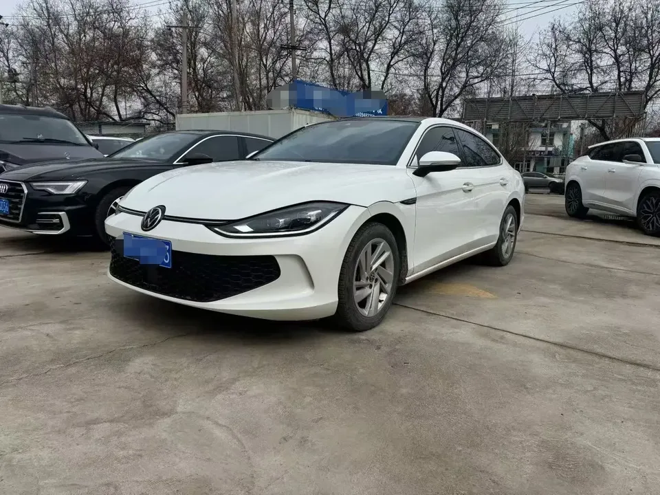 Volkswagen Lamando Lingdu 2022 Lingdu L 280TSI DSG Cool Edition 2023 — photo 1, buy with delivery to Moscow