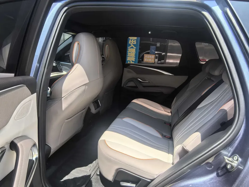 BYD Song Pro DM Song Pro DM 2024 DM-i Honor Edition 110km Excellence 2024 — thumbnail 3