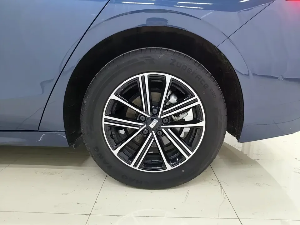 Geely Galaxy A7 EM Galaxy A7 EM 2025 70km Launch Edition 2025 — thumbnail 3