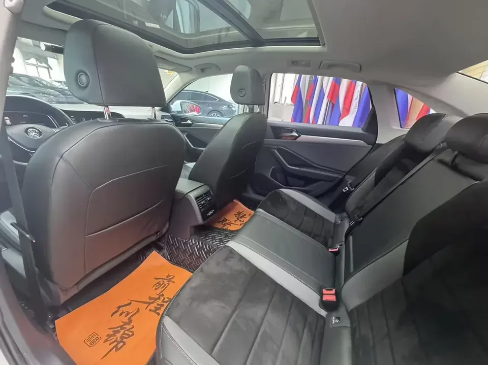Volkswagen Sagitar Sagitar 2021 280TSI DSG Luxury Smart Edition 2022 — thumbnail 4