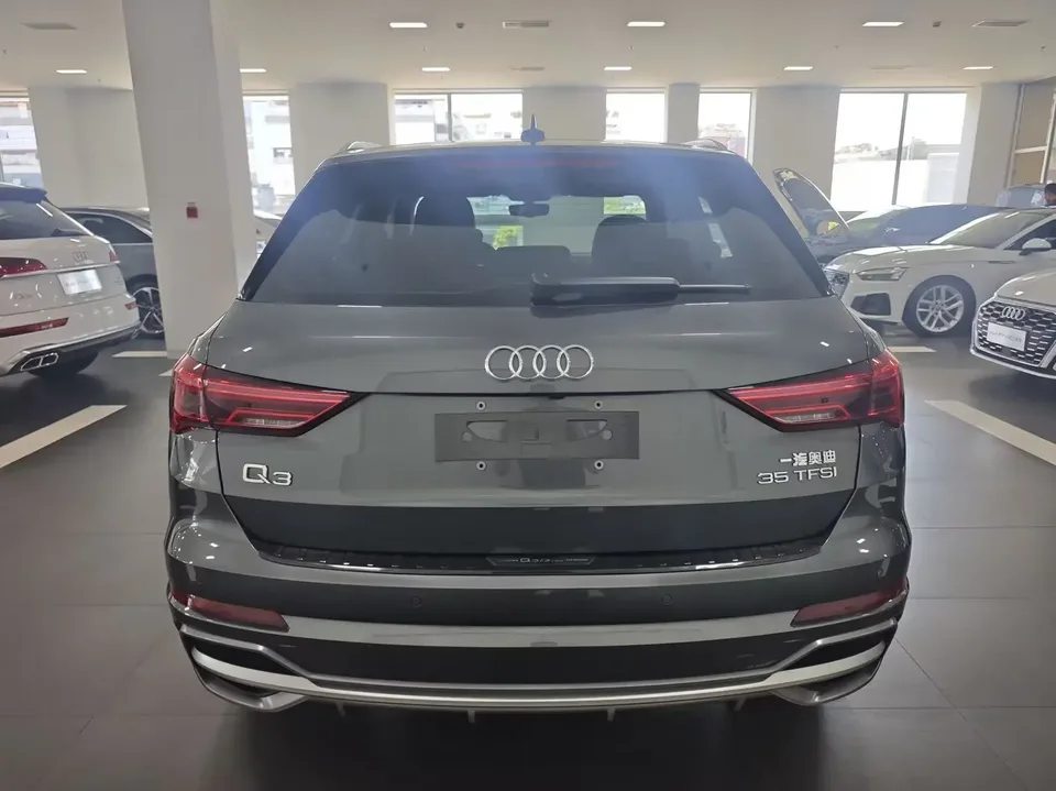 Audi Q3 Audi Q3 2023 35 TFSI Progressive Dynamic 2023 — thumbnail 2