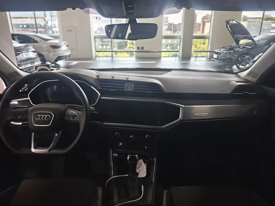 Audi Q3 Audi Q3 2023 35 TFSI Progressive Dynamic 2023 — thumbnail 5