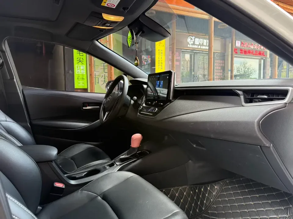 Toyota Levin Lei Ling 2022 185T CVT Deluxe Edition 2022 — миниатюра 4