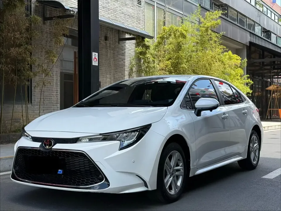 Toyota Levin Lei Ling 2022 185T CVT Deluxe Edition 2022 — фото 1, купить с доставкой в Москву