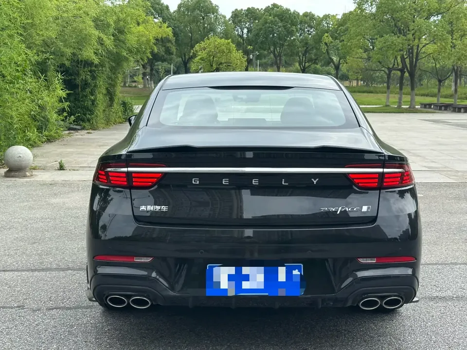 Geely Preface Xing Rui 2026 1.5T Dongfang Yao Fuyao Edition 2025 — thumbnail 2