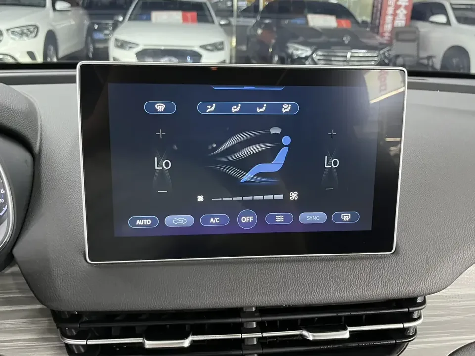 Hongqi E-QM5 Hongqi E-QM5 2023 620KM PLUS 2024 — thumbnail 3