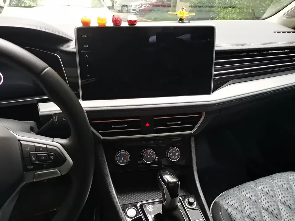 Volkswagen Sagitar Sagitar 2023 300TSI DSG Beyond Edition 2024 — thumbnail 5