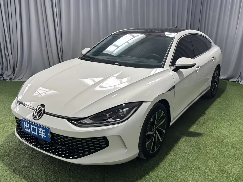 Volkswagen Lamando Lingdu 2022 Lingdu L 280TSI DSG Super Hot Flagship Edition 2022 — photo 1, buy with delivery to Moscow