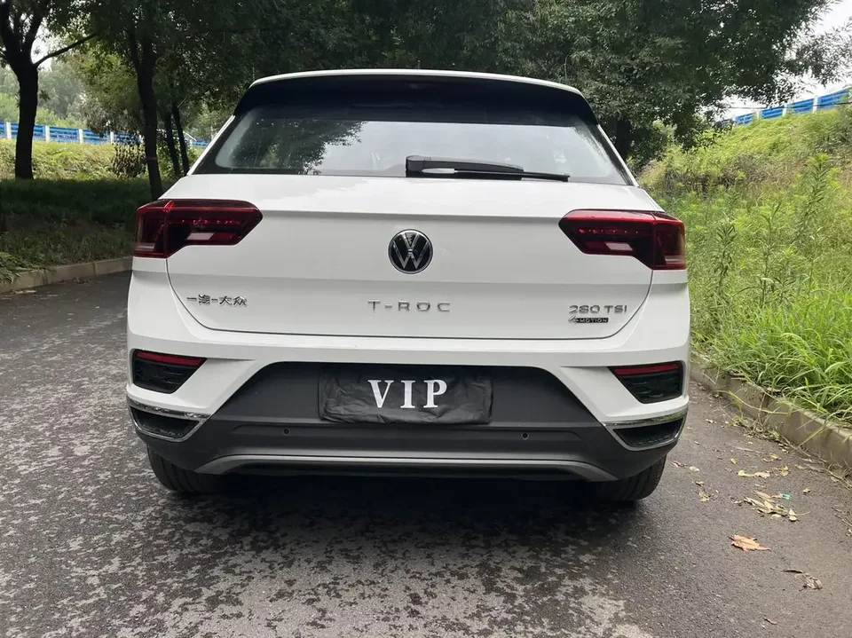 Volkswagen T-Roc TANG 2021 280TSI DSG 4WD Luxury Smart Edition 2022 — thumbnail 2