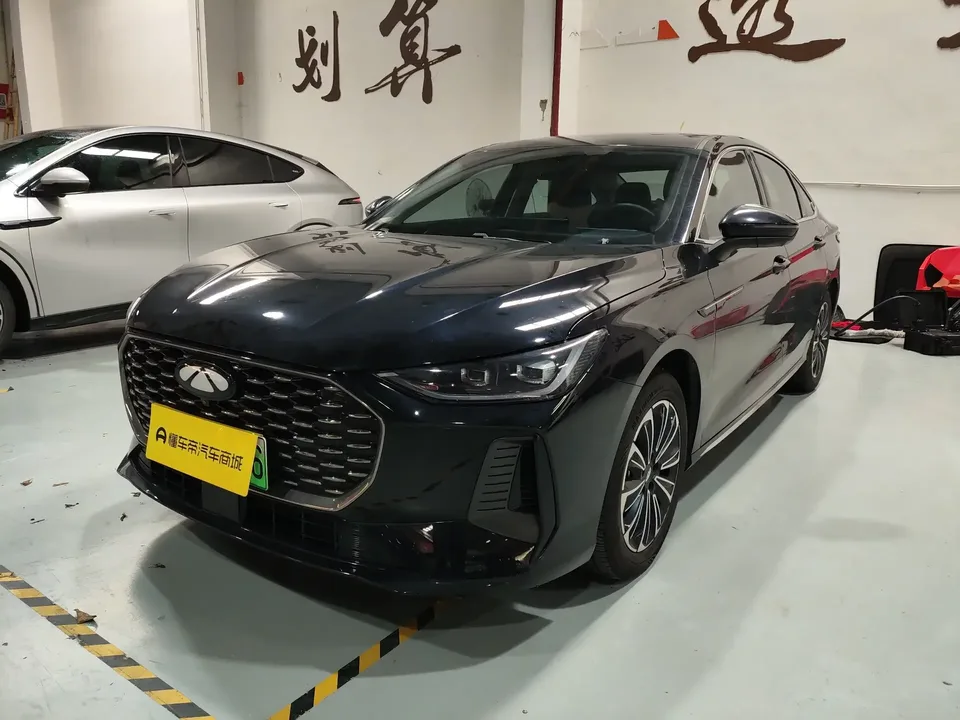 Chery Fengyun A8L Fengyun A8L 2025 145km Standard 2026 — photo 1, buy with delivery to Moscow