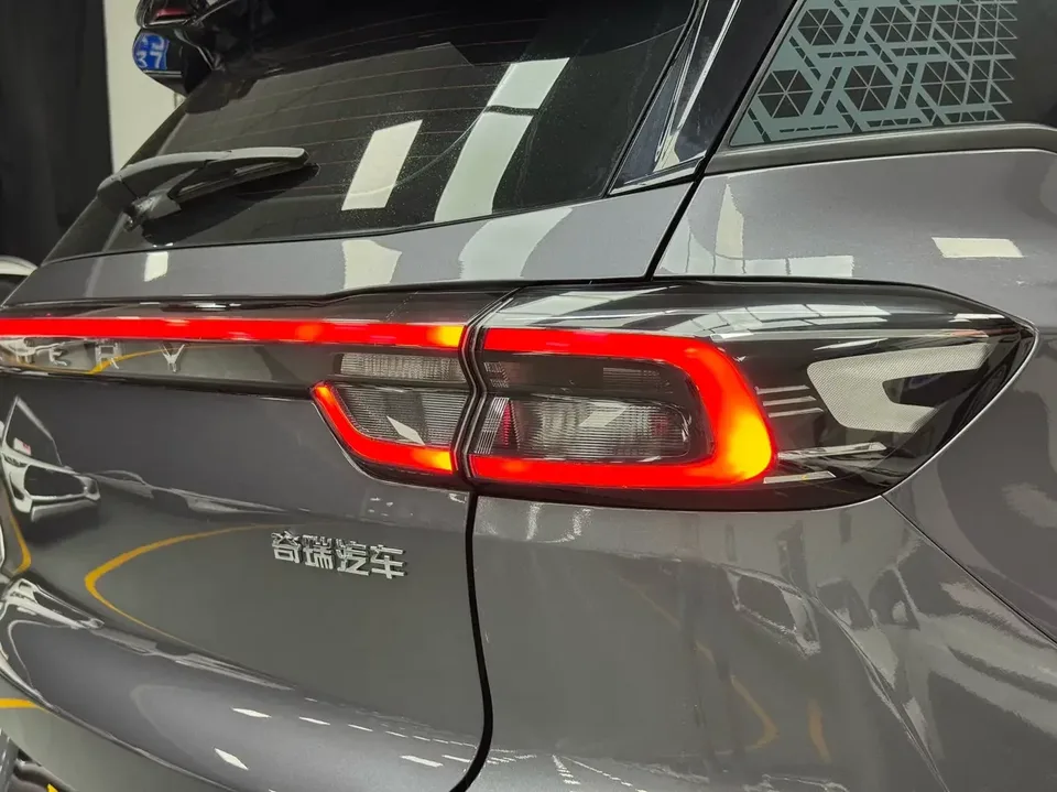 Chery Tiggo 7 Plus Tiggo 7 PLUS 2023 Champion Edition 1.5TCI CVT Luxury 2024 — thumbnail 3