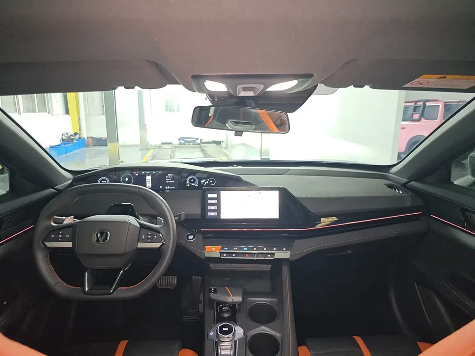 Changan UNI-V Changan UNI-V 2024 1.5T Premium Sports 2024 — thumbnail 2