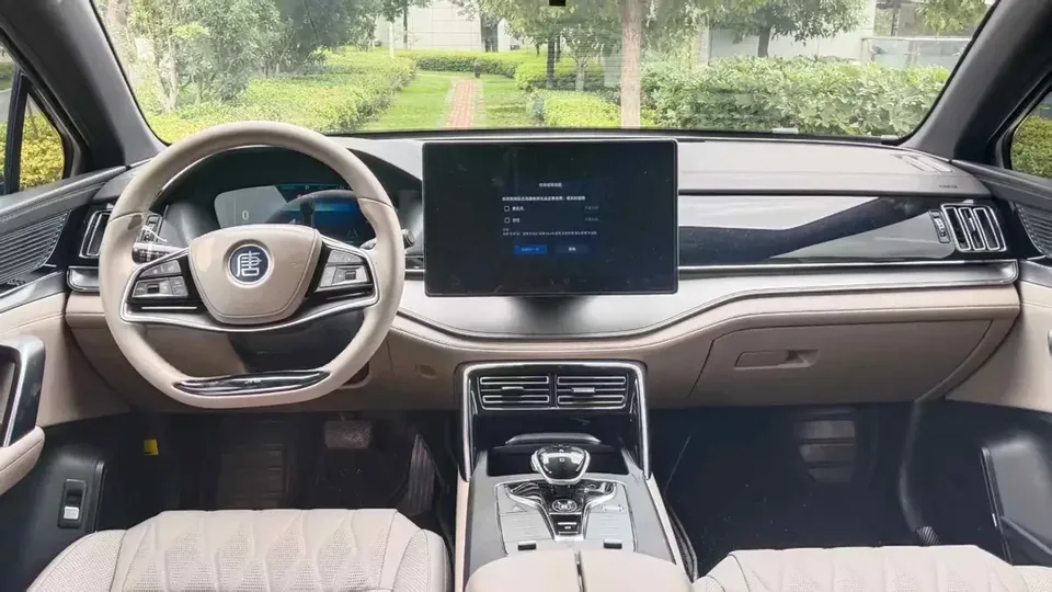 BYD Tang DM Tang DM 2024 Honor Edition DM-i 112KM Premium 2024 — thumbnail 3
