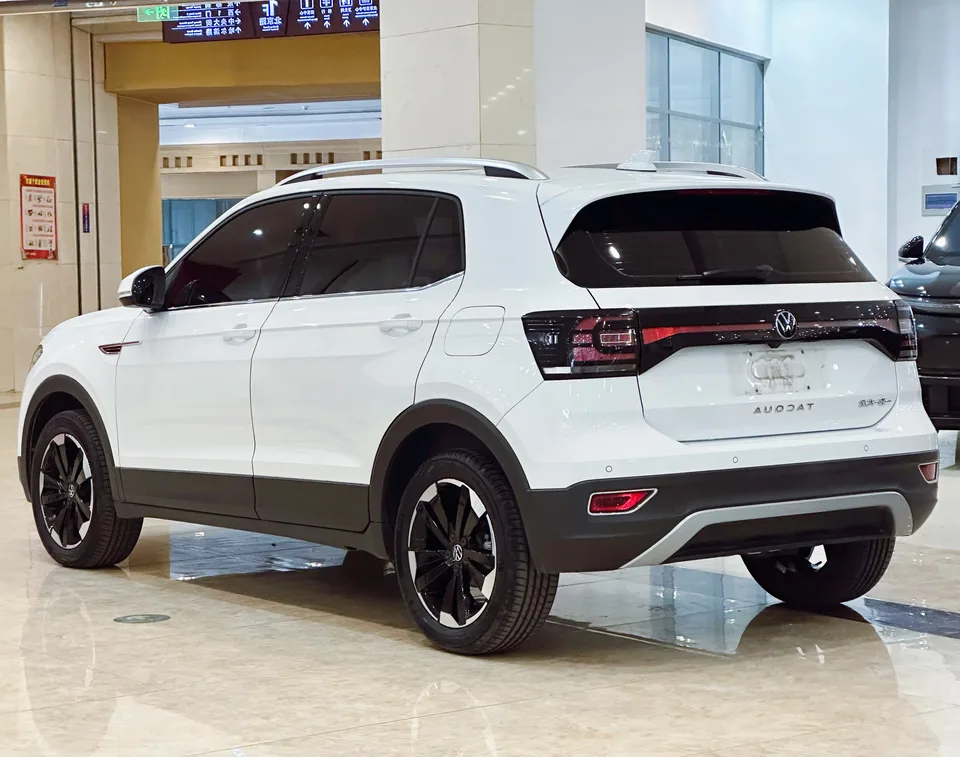 Volkswagen Explore the shadows Explore the shadows 2021 1.5L Automatic Joy-Link Edition 2022 — thumbnail 2