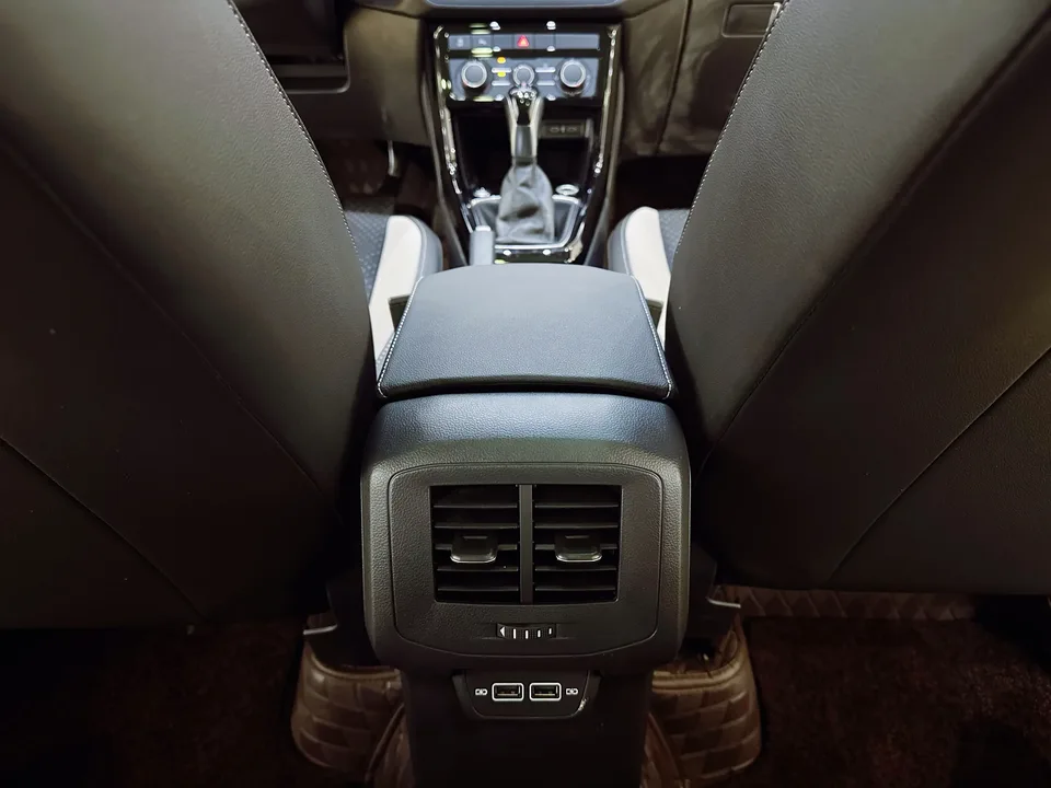 Volkswagen Explore the shadows Explore the shadows 2021 1.5L Automatic Joy-Link Edition 2022 — thumbnail 3