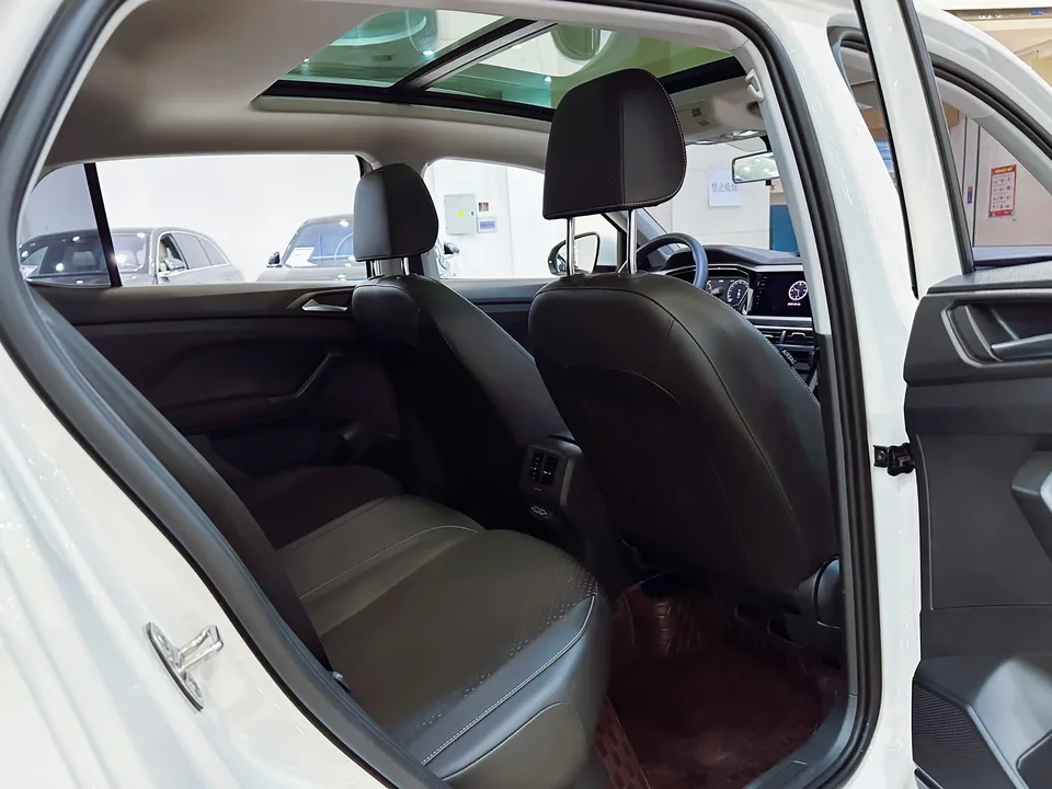 Volkswagen Explore the shadows Explore the shadows 2021 1.5L Automatic Joy-Link Edition 2022 — thumbnail 5