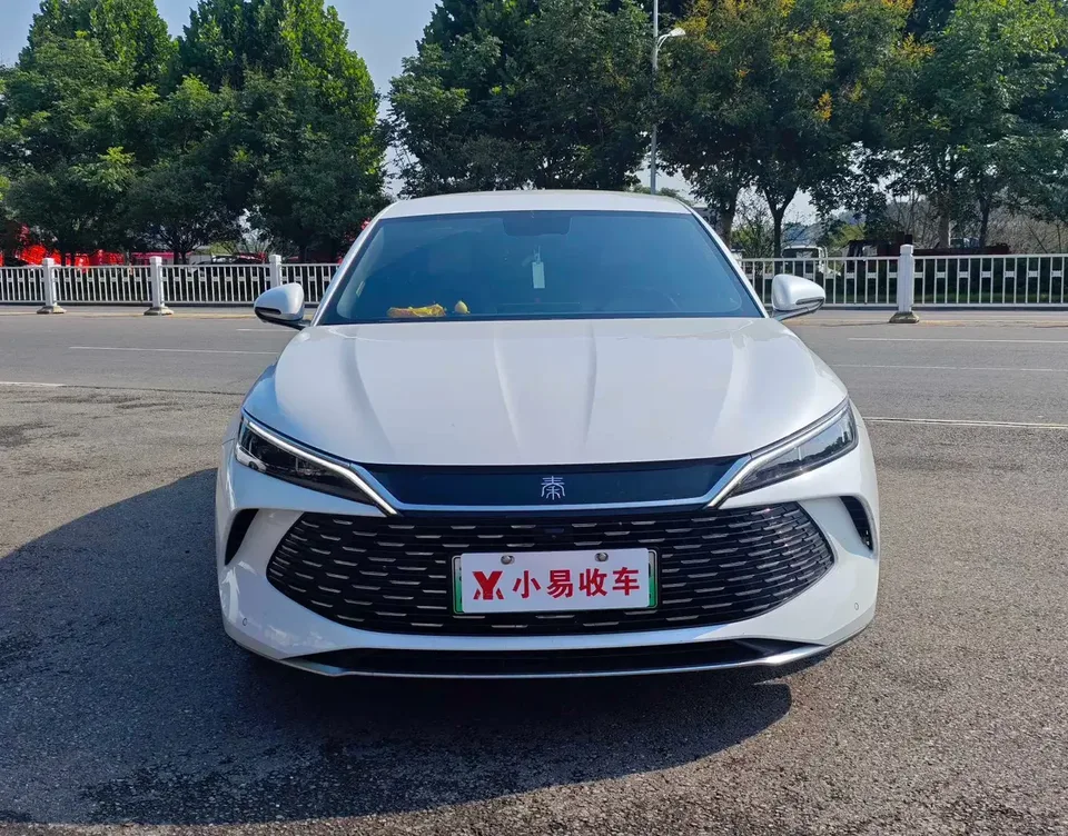BYD Qin L DM Qin L DM 2025 DM-i 80KM Intelligent Driving Edition 2024 — photo 1, buy with delivery to Moscow
