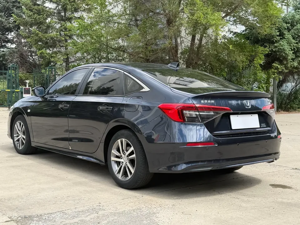 Honda CIVIC Civic 2022 180TURBO CVT Sport Edition 2023 — миниатюра 2