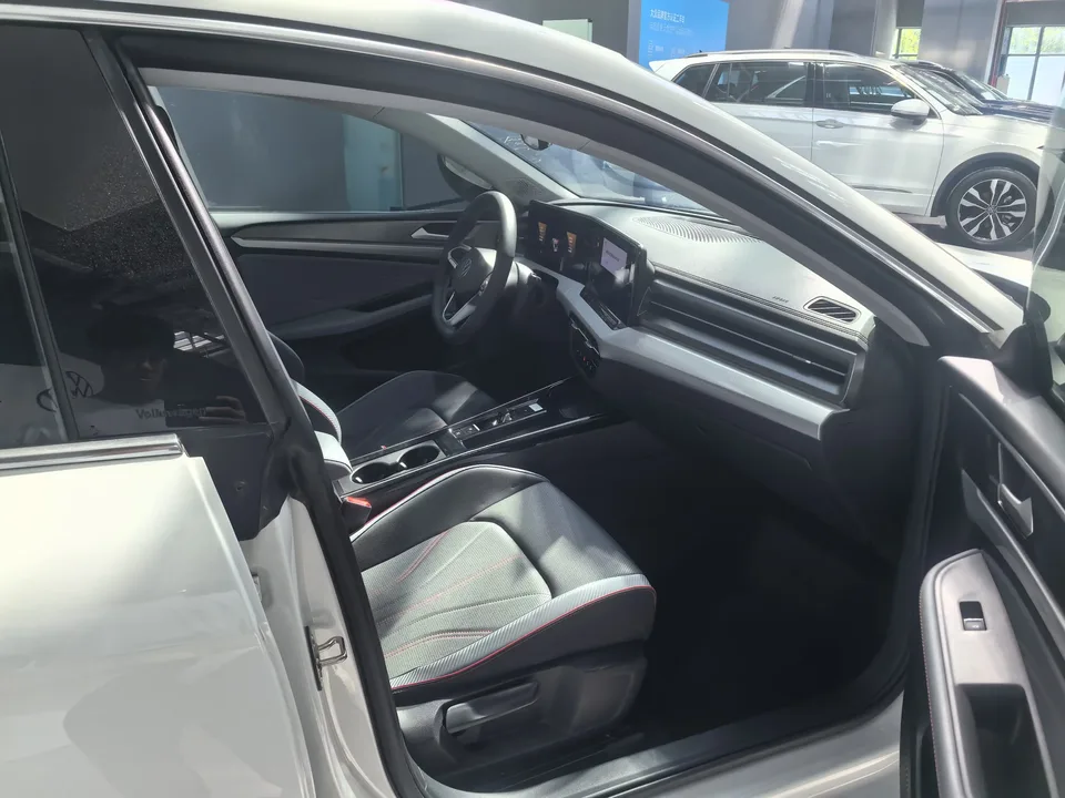 Volkswagen Lamando Lingdu 2025 Lingdu L 280TSI DSG Cool Edition 2024 — thumbnail 3
