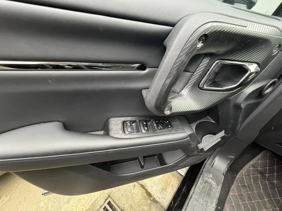 Haval H-Dog Haval Big Dog PLUS 2023 1.5T 2WD Trendy Wild Edition Plus 2024 — thumbnail 4