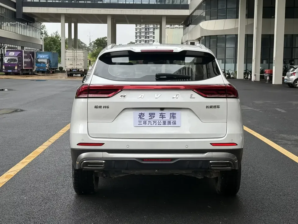 Haval H6 Haval H6 2023 National Trend Edition 1.5T Automatic Champion Edition 2023 — thumbnail 2