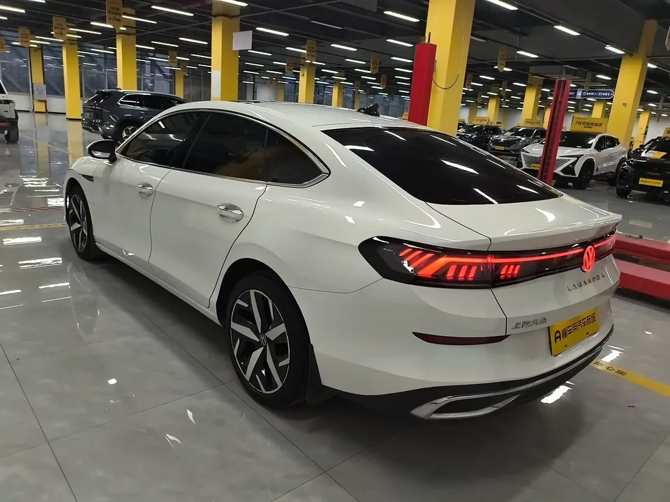 Volkswagen Lamando Lingdu 2022 Lingdu L 280TSI DSG Cool Edition 2022 — thumbnail 4
