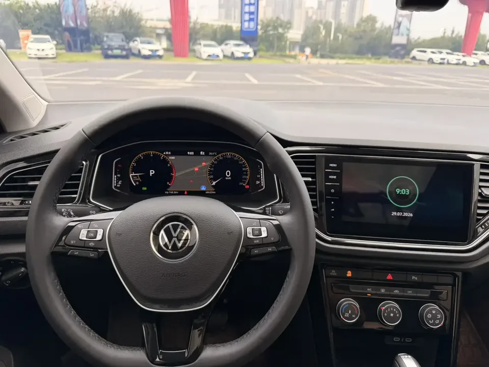 Volkswagen T-Roc TANG 2022 280TSI DSG 2WD Comfort PLUS 2023 — thumbnail 4