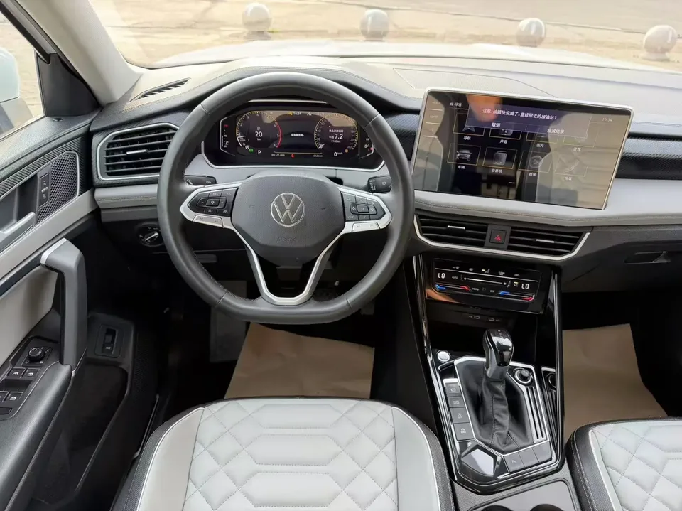 Volkswagen Tayron Tanyue 2023 280TSI 2WD Luxury Plus Advanced Edition 2023 — thumbnail 3
