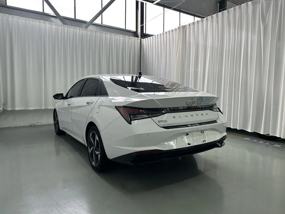 Hyundai Elantra Elantra 2022 1.5L CVT LUX Premium Edition 2023 — thumbnail 4