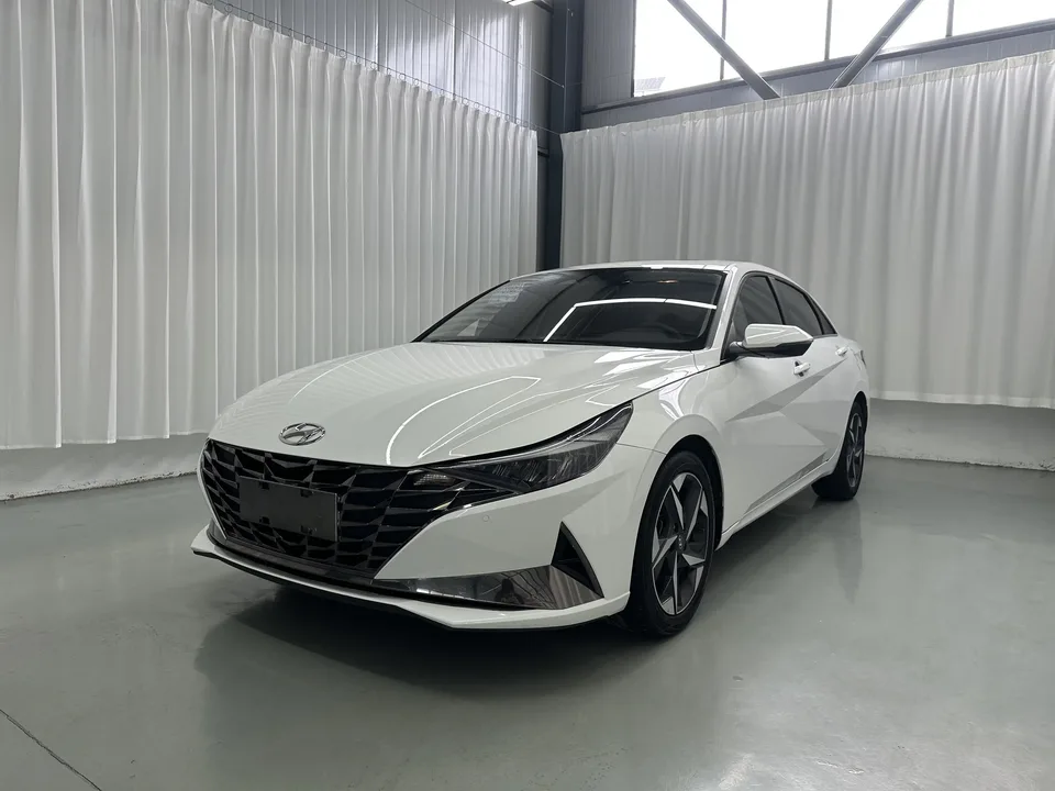 Hyundai Elantra Elantra 2022 1.5L CVT LUX Premium Edition 2023 — photo 1, buy with delivery to Moscow