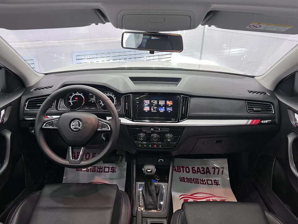 Skoda Kamiq Komic GT 2021 TSI230 DSG Flagship 2023 — thumbnail 4