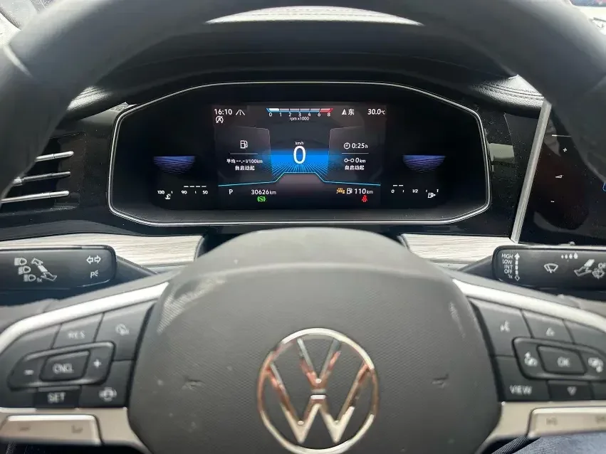 Volkswagen Sagitar Sagitar 2023 300TSI DSG Beyond Edition 2024 — thumbnail 2