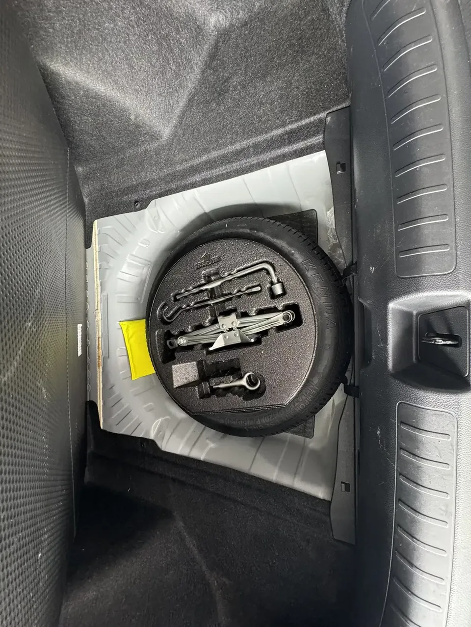 Honda Integra Style 2023 240TURBO CVT Deluxe Edition 2024 — thumbnail 4