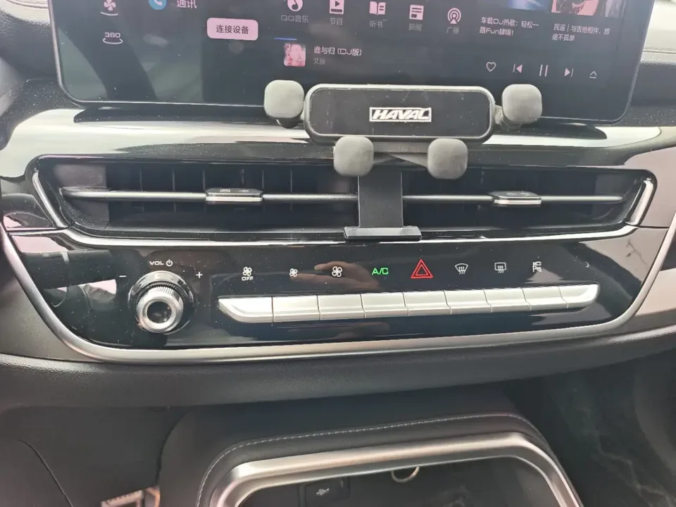 Haval H6 Haval H6 2023 National Trend Edition 1.5T Automatic City Edition 2023 — thumbnail 2