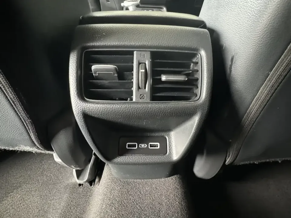 Honda Integra Style 2023 240TURBO CVT Deluxe Edition 2024 — миниатюра 4