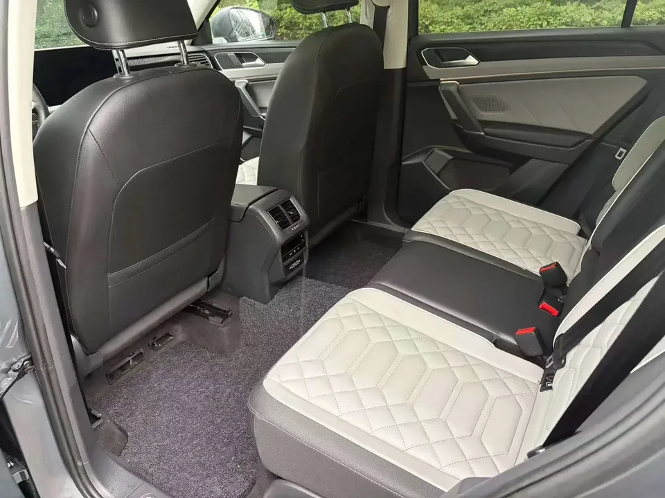 Volkswagen Tayron Tanyue 2023 300TSI 2WD Luxury Plus Advanced Edition 2024 — thumbnail 3