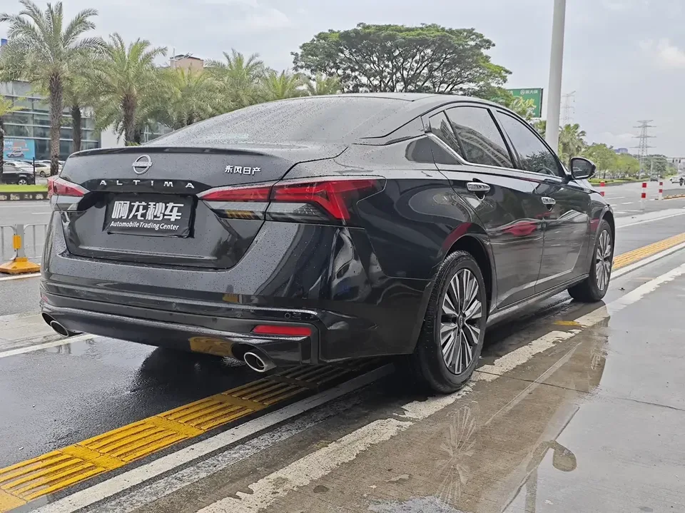 Nissan Altima Sound of nature 2024 2.0L XE True Edition 2025 — thumbnail 2