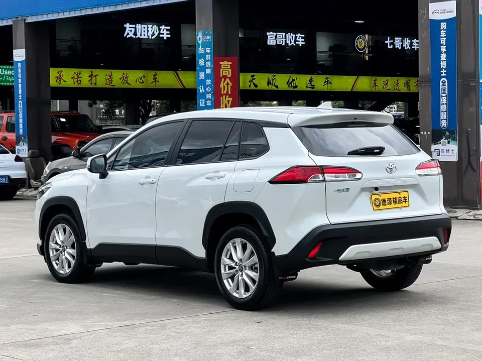 Toyota CorollaCross Corolla Sharp 2024 2.0L CVT Pioneer Edition 2025 — thumbnail 2