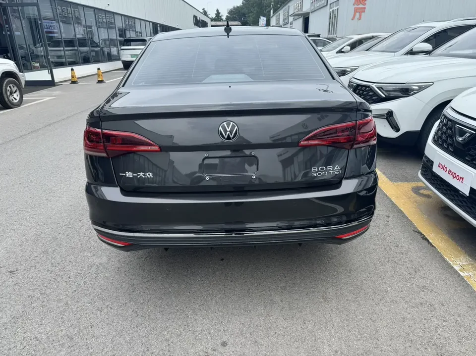 Volkswagen Bora Bora 2024 280TSI DSG Comfort Edition 2024 — thumbnail 2